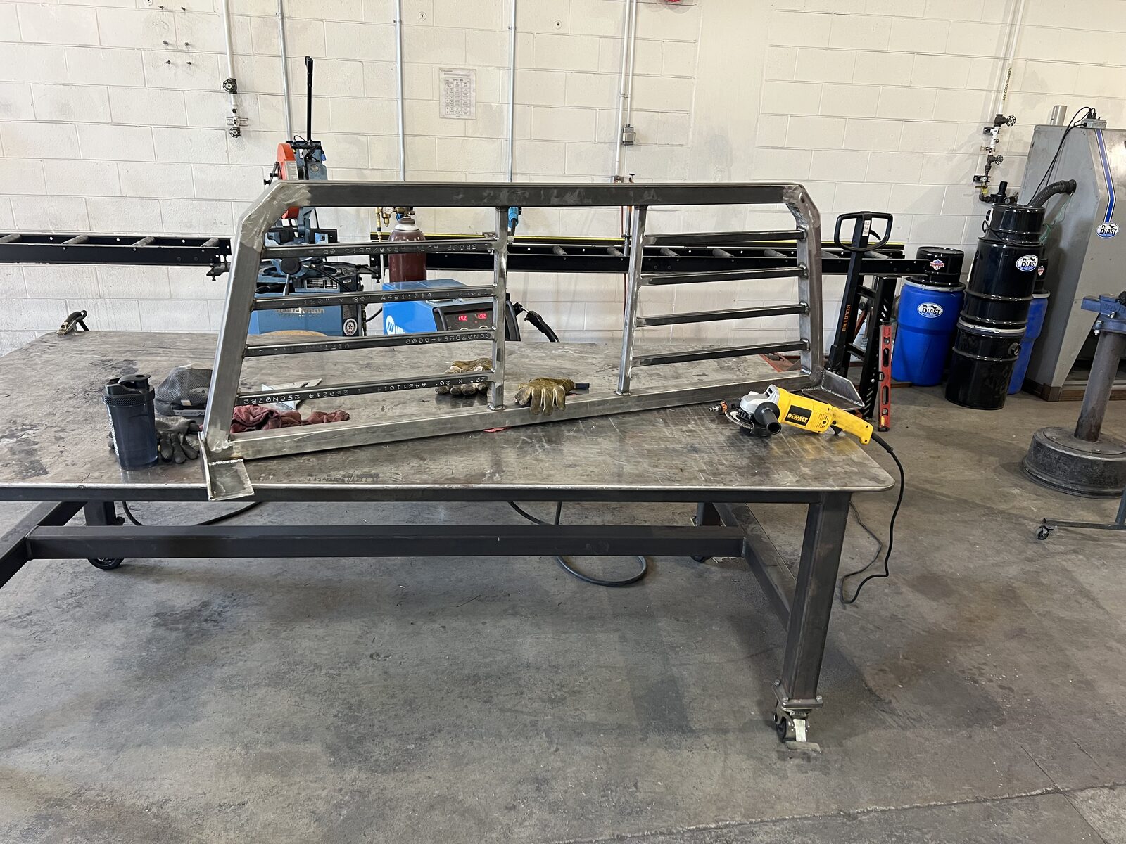 Custom truck headache rack fabrication